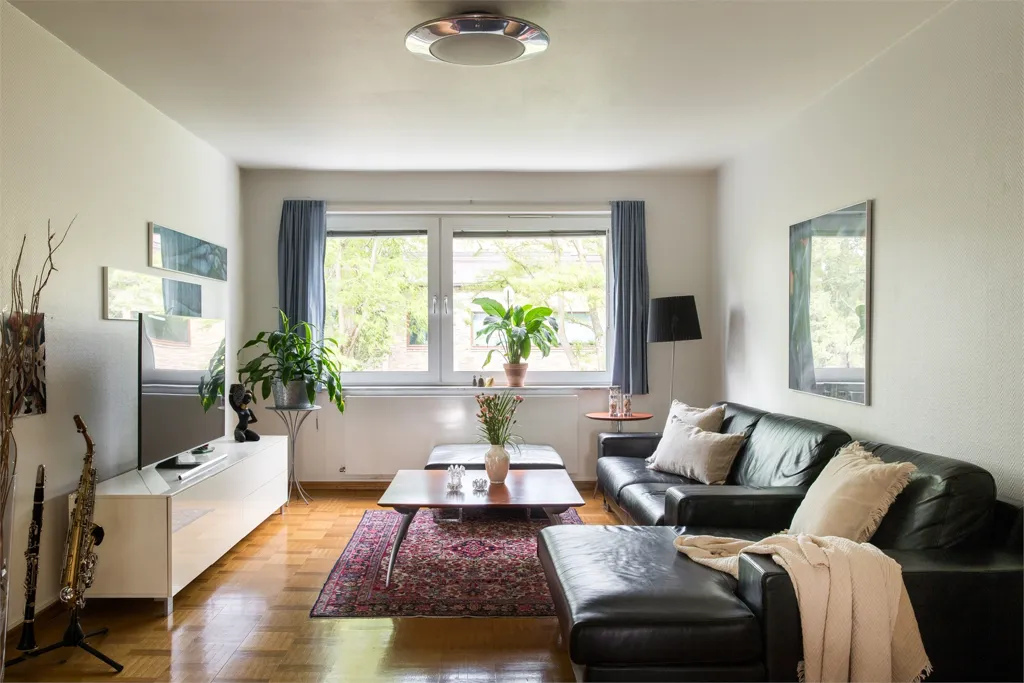 Elutuba - Five-Room Apartment with Balcony in Malmö