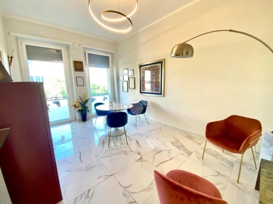 Sala da pranzo - Rear-Facing Modernised Studio in Rome