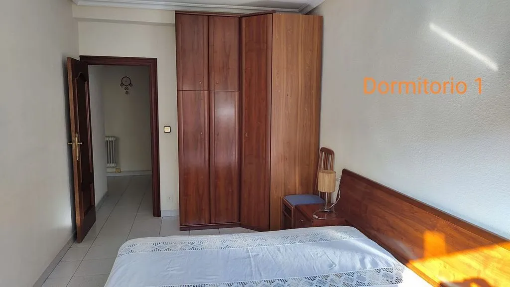 Chambres - Student Flat with Balcony in Delicias