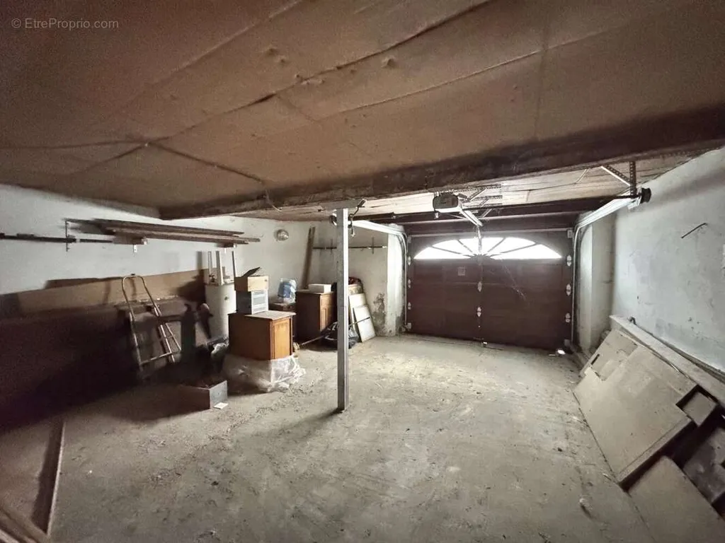 garage