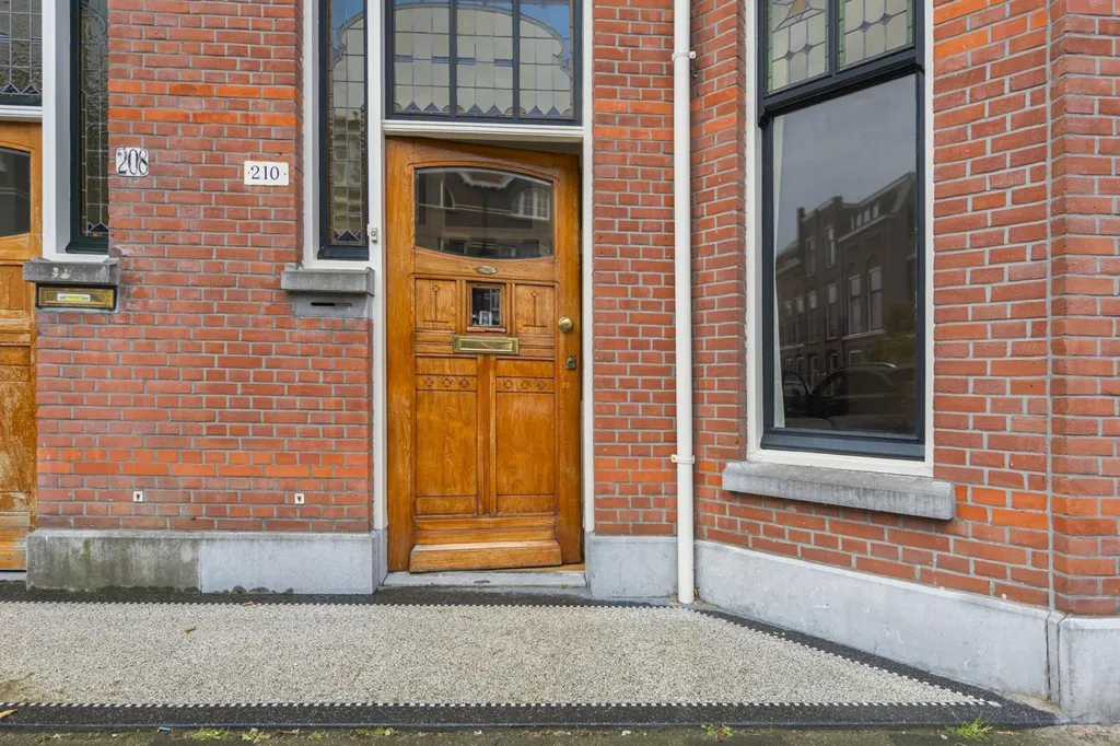 Extérieur - Herrenhuis with Balcony in Duinoord, The Hague
