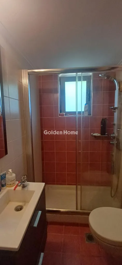Salles de bain - Corner Maisonette with Private Garden in Chalandri