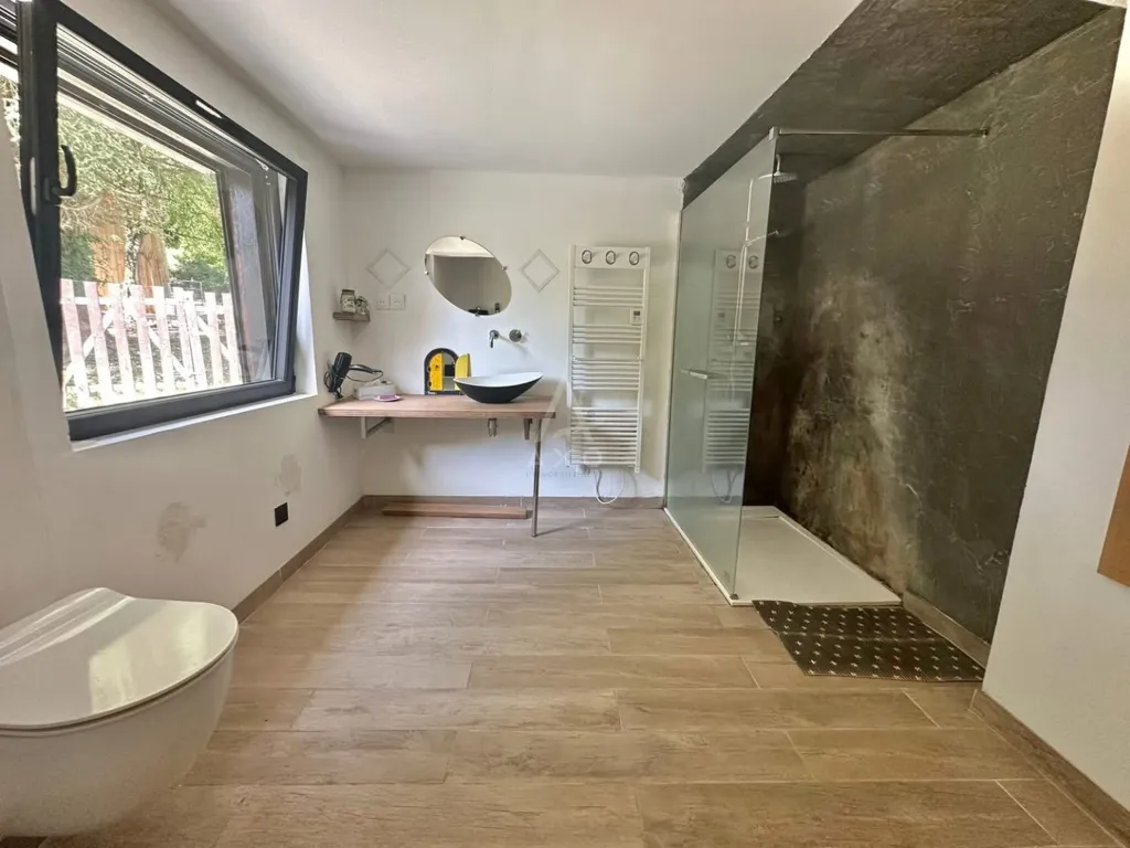 Badezimmer - Renovated House with Panoramic View in Pays d’Auge