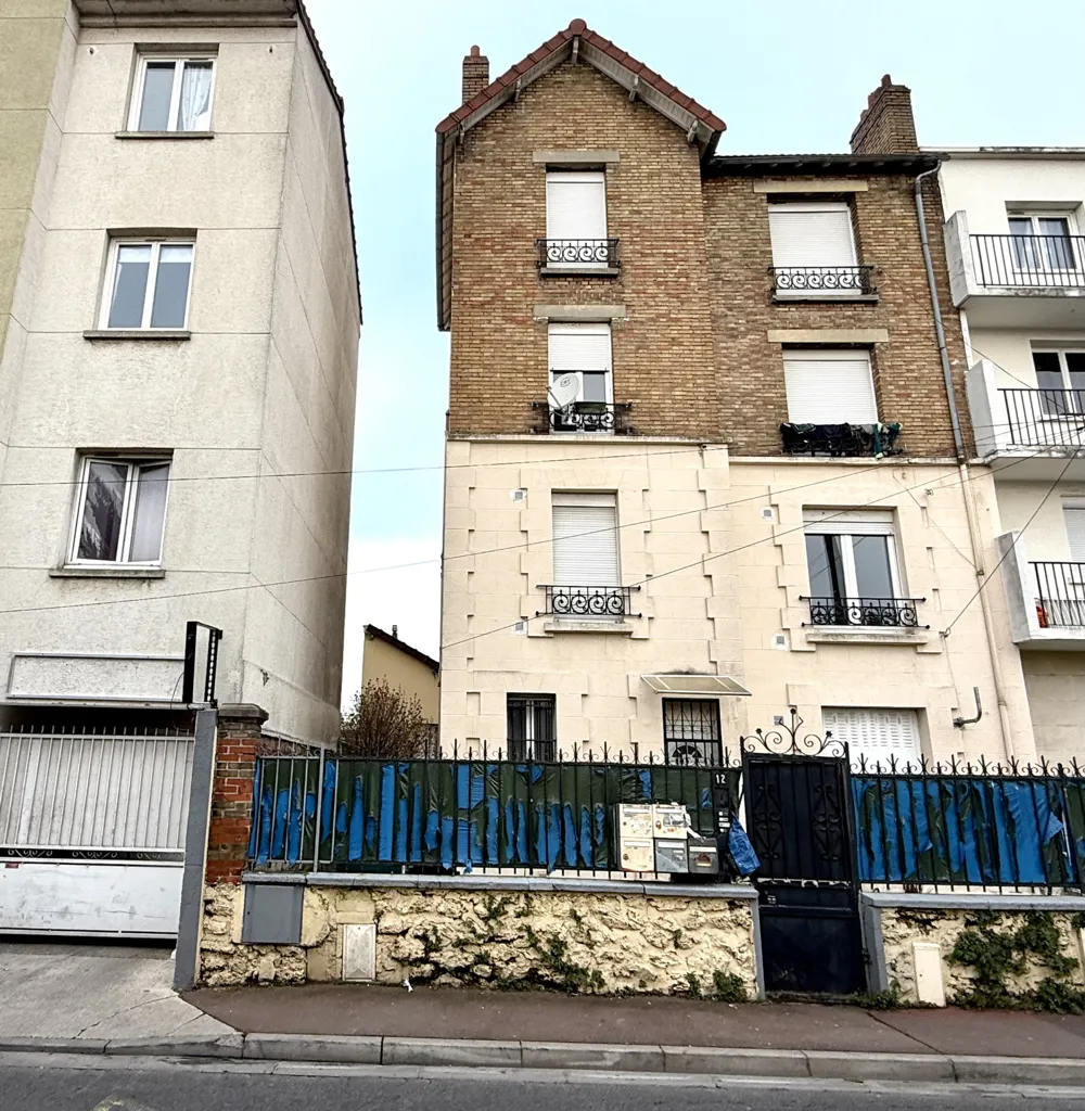 Extérieur - 2 Pièces avec Cave à Drancy, Proche RER B