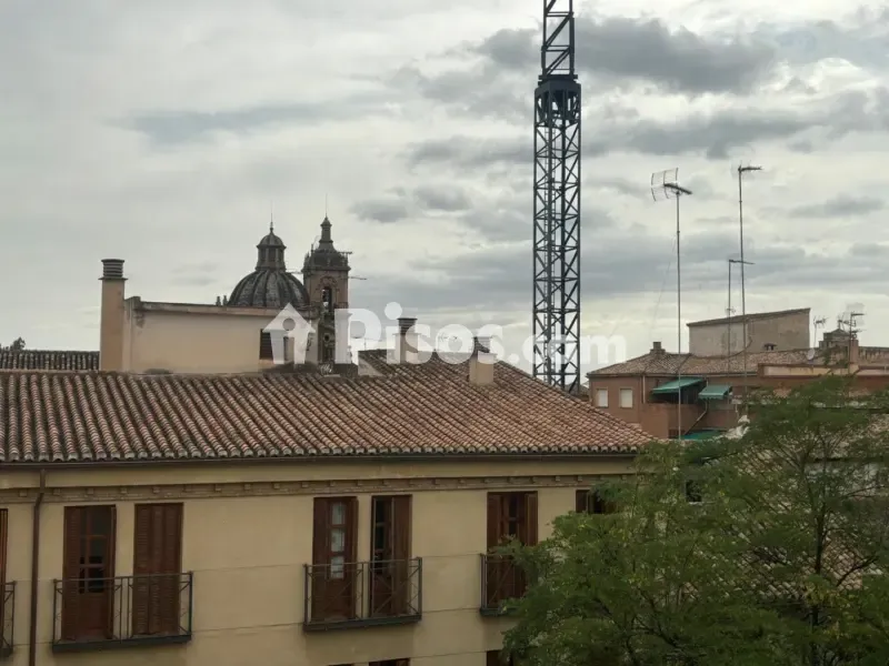 Balcon - Furnished Apartment with Balcony in Granada Centre