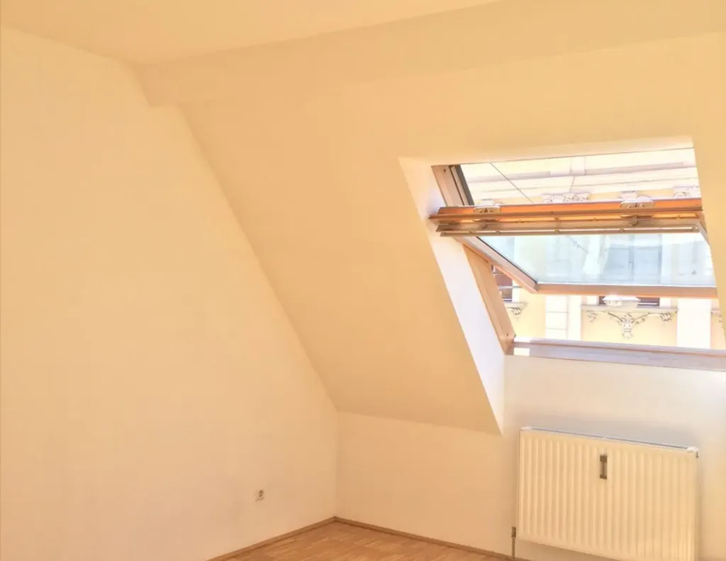 Stanze - Bright Loft Flat in Renovated Biedermeier House