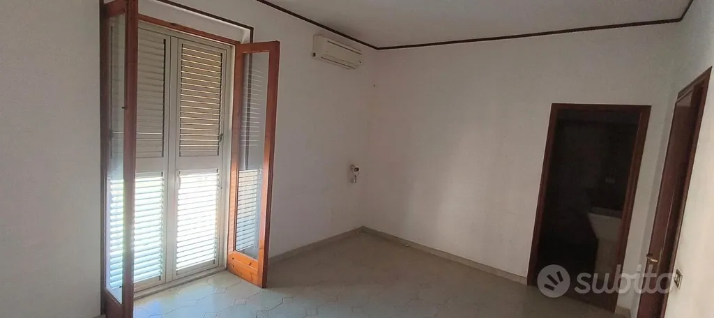 Toad - Bright Apartment with Garage in Quiet Area