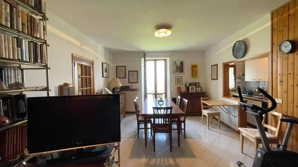 Söögituba - Villa with Panoramic Views in Gubbio