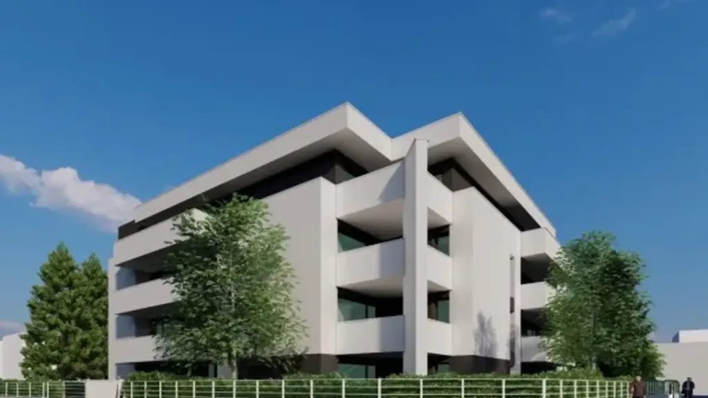Maisonette with Private Garden in Soliera