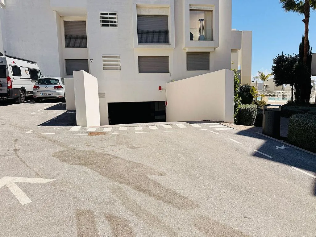 Välivaade - Contemporary Flat with Sea View in Estepona