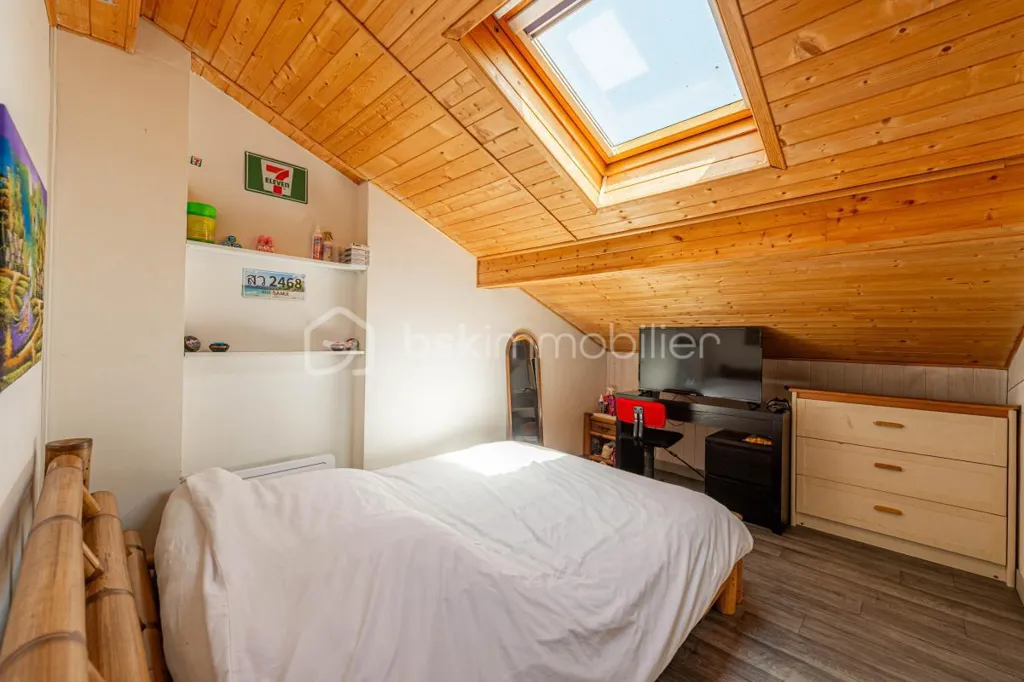 Bedrooms - House with Two Apartments in Rumilly