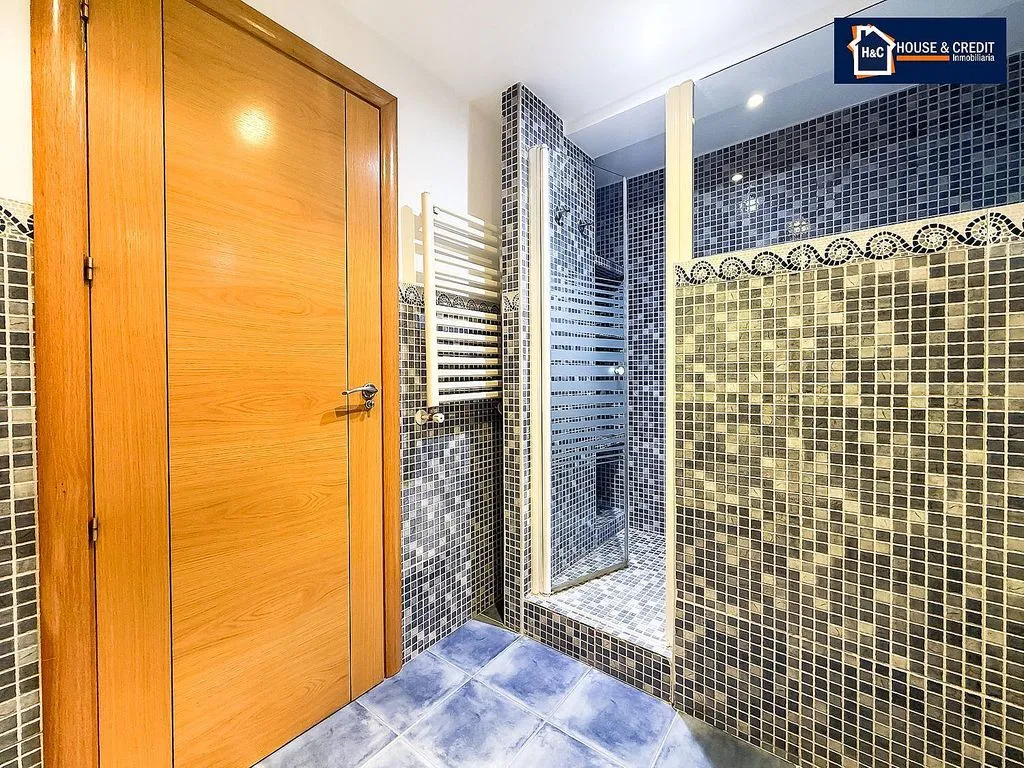 Vannitoad - 2-Bedroom Flat with A/C in Valderas