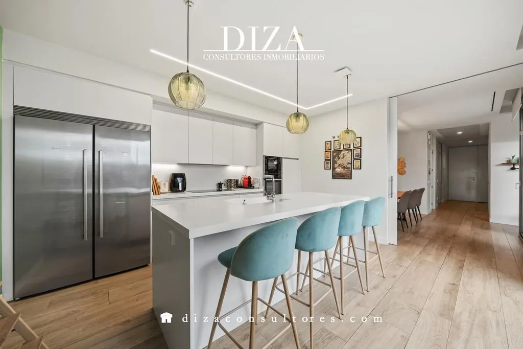 Cuisine - Luxury Villa with Pool in Alcobendas