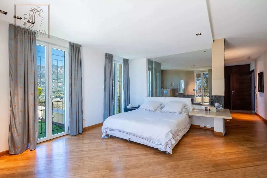 Magamistoad - Villa with Sea View in Prestigious Menton
