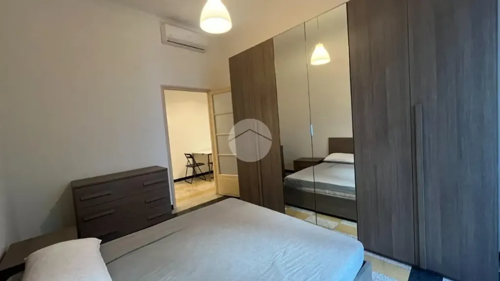 Magamistoad - Spacious Apartment with Balcony in Milan