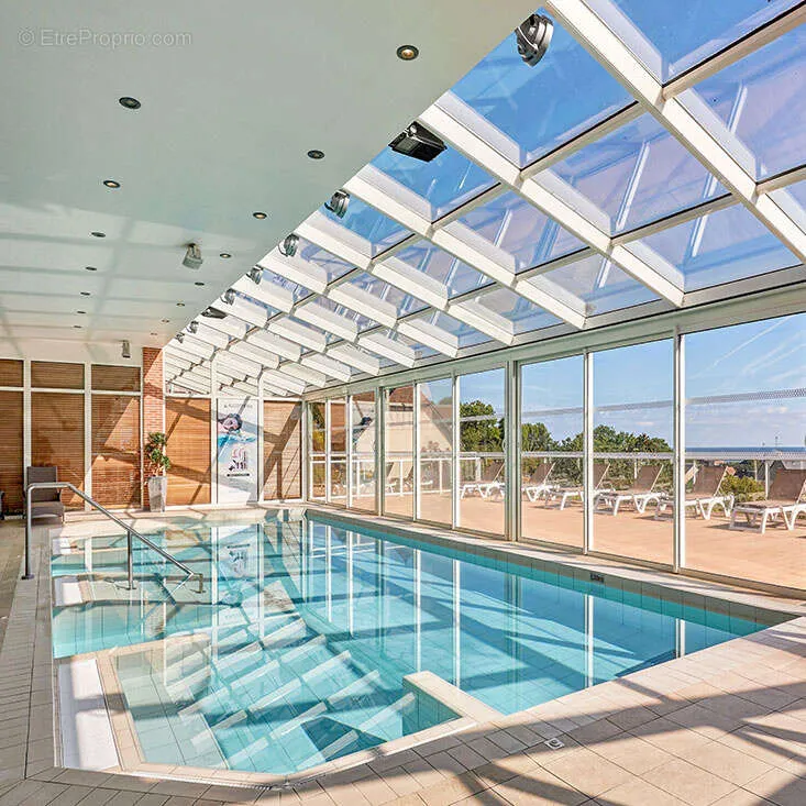 Piscine - Appartement Duplex avec Terrasse à Houlgate