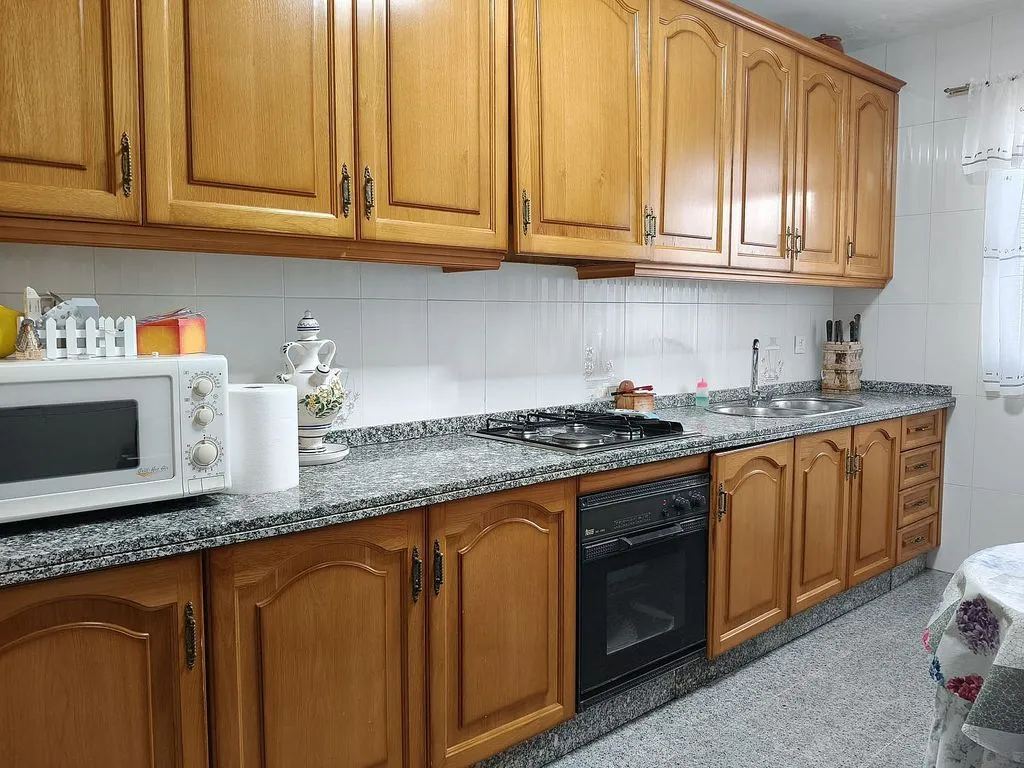 Cuisine - Terraced House with Terrace in Lucena