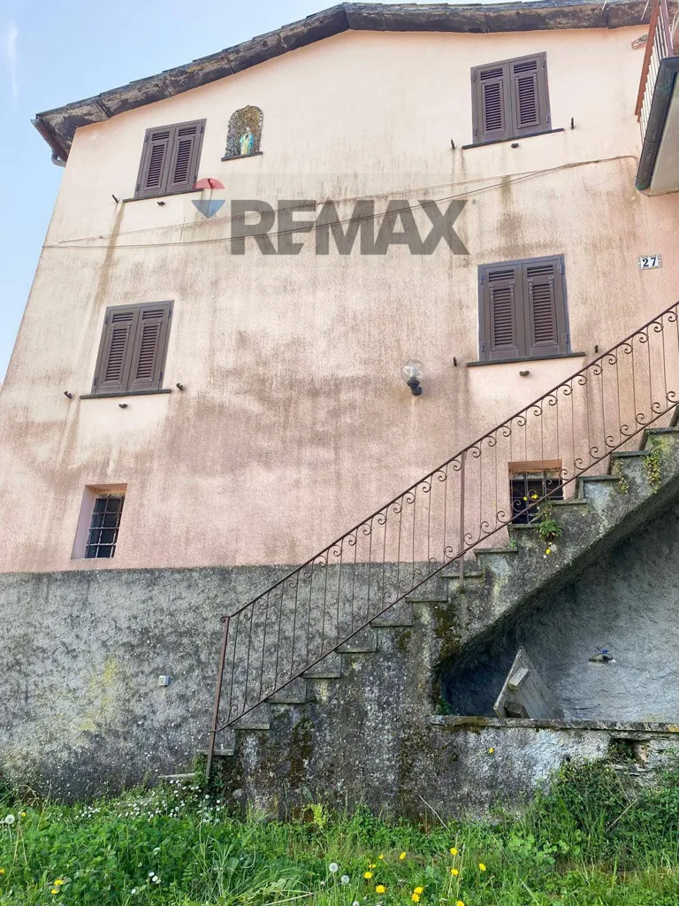 Välivaade - Independent House with Valley View in Tribogna