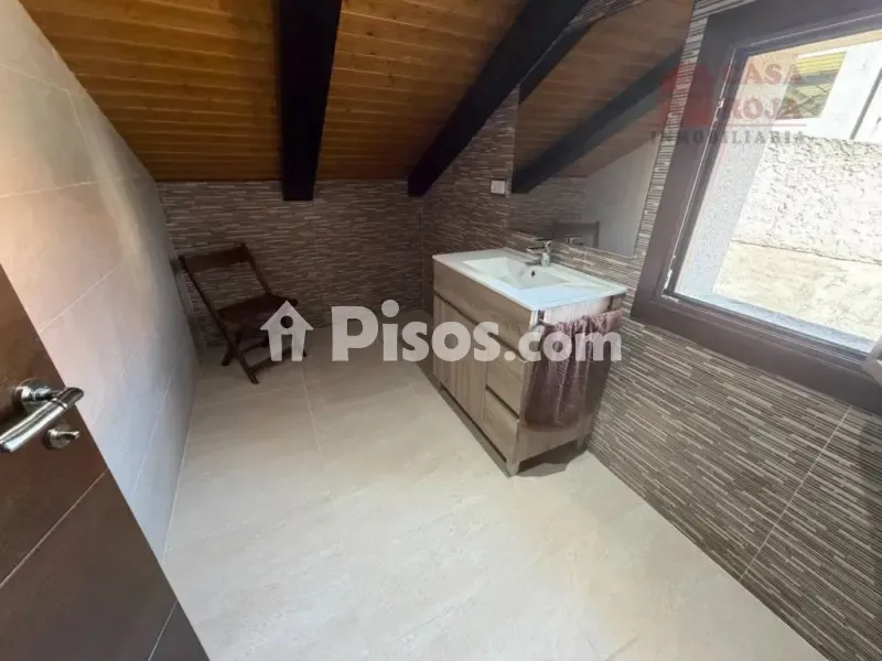 Salles de bain - Maison 2 chambres à ES