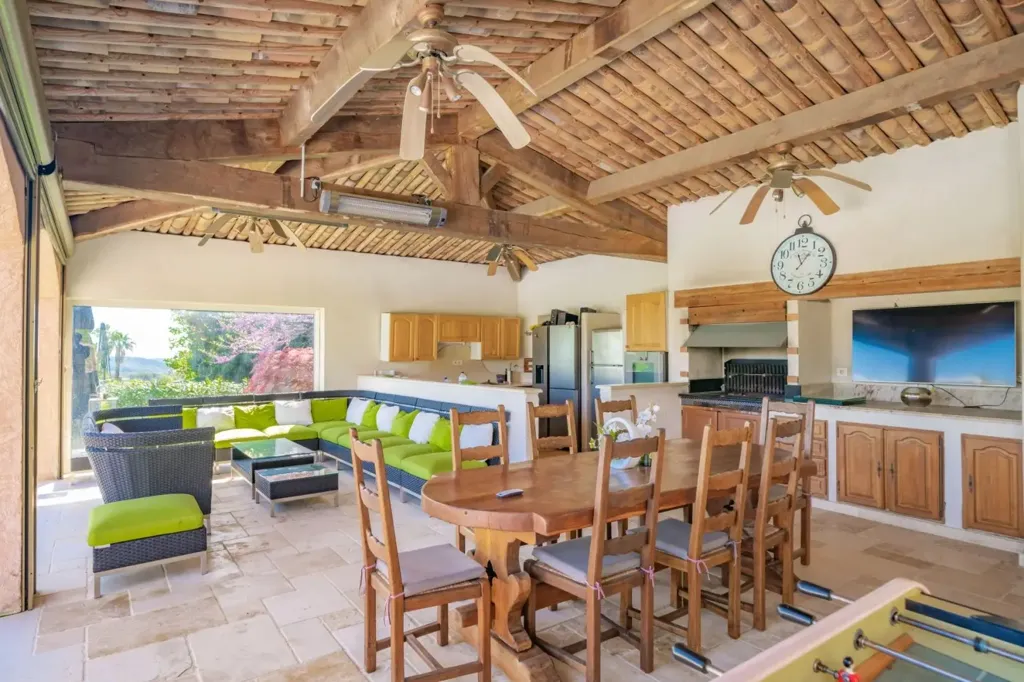 Söögituba - Contemporary Bastide with Pool in Quiet Setting