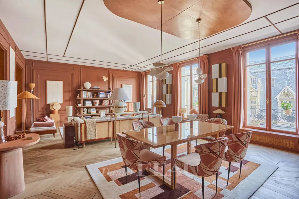 Dining Room - Luxury Flat with Balcony in Paris