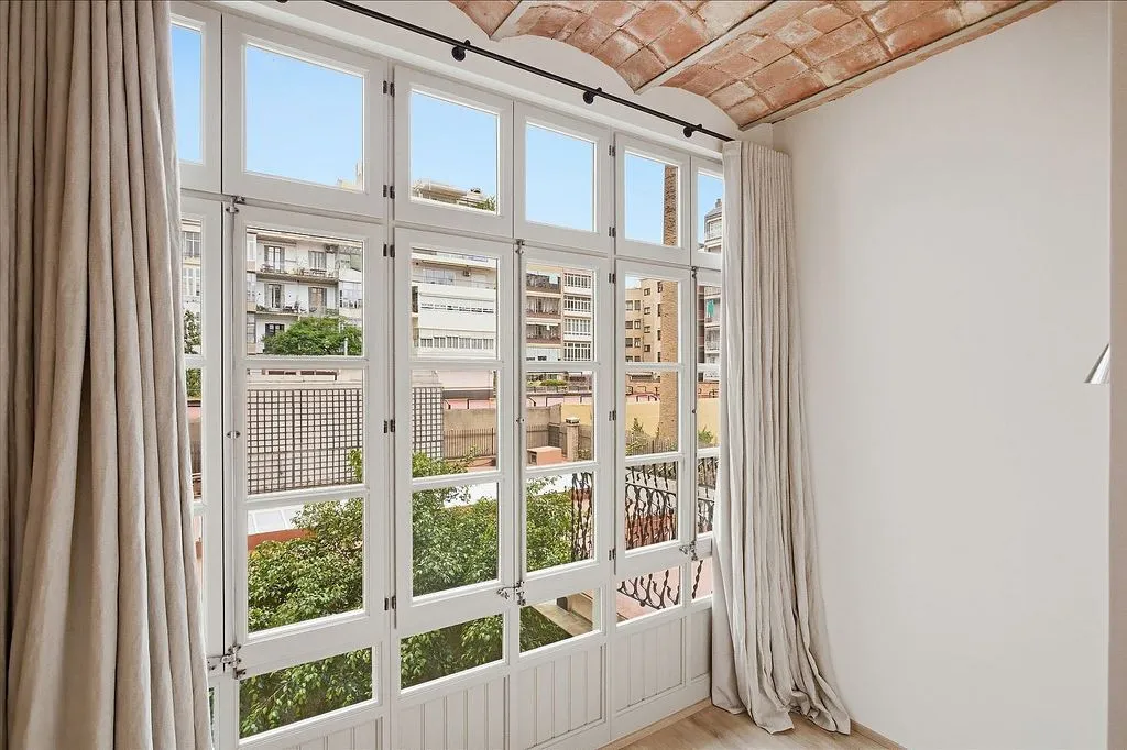 Pièces - Refurbished Flat in Modernist Building, Barcelona