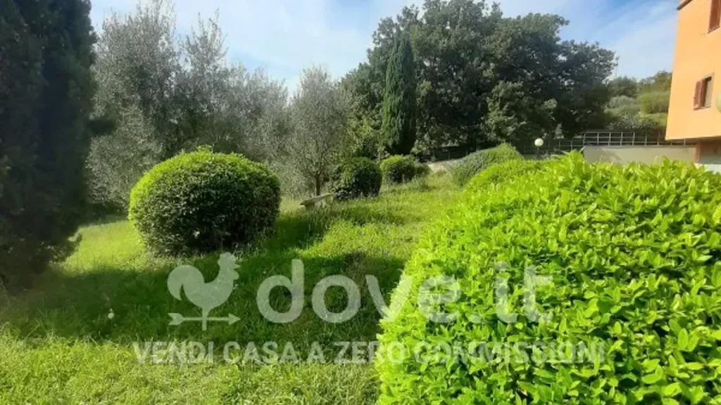Jardin - Trilocale with Terraces in Chianciano Terme
