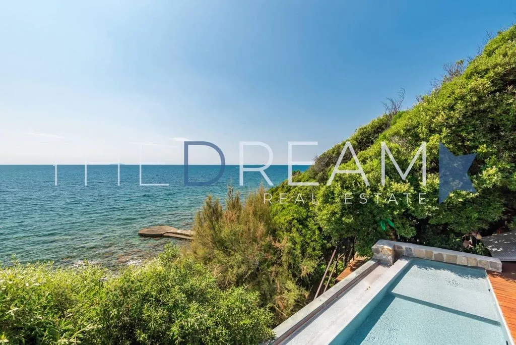 Piscine - Luxury Villa with Private Dock in Rosignano Marittimo