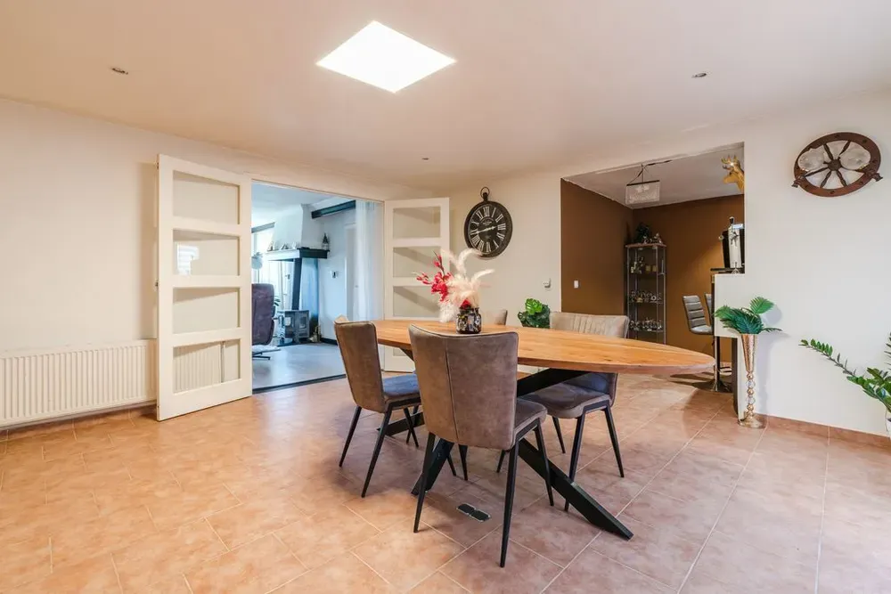 Sala da pranzo - Detached House with Serre in Westerhaar-vriezenveensewijk