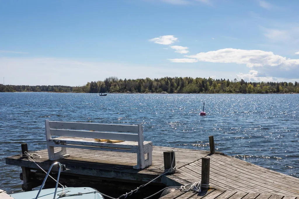 Garden - Holiday Home with Sea View in Norrtälje
