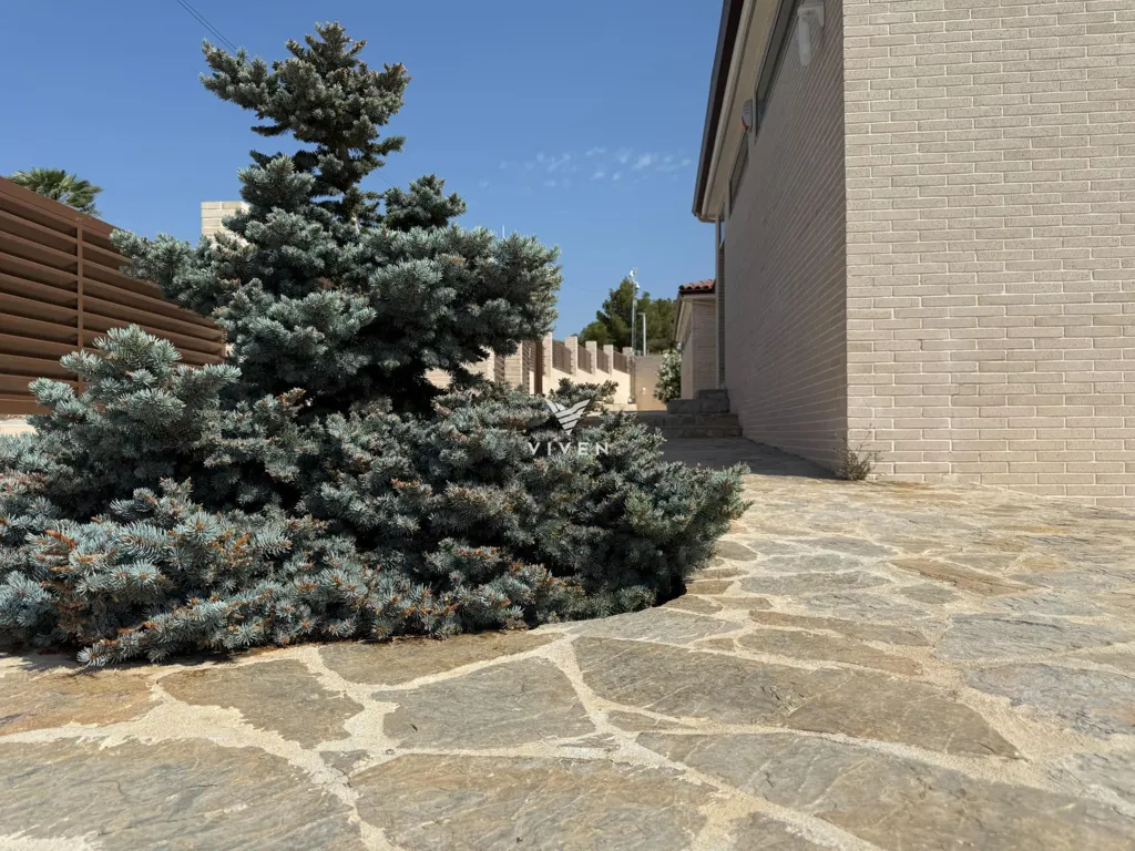 Jardin - Luxury Villa with Sea View in Castellet