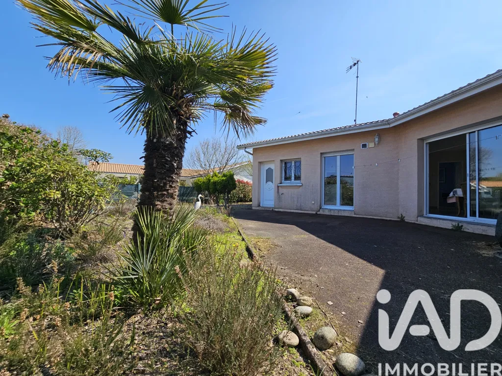Giardino - 4-Bedroom House with Pool in Cazaux