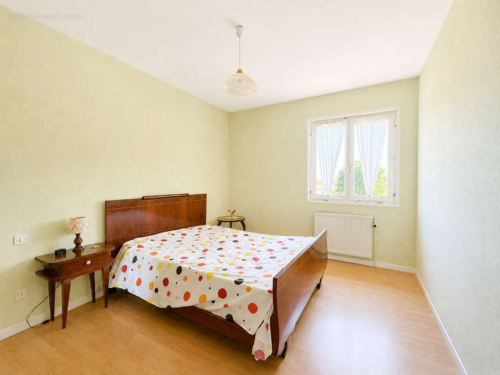 Bedrooms - Villa with Terrace in Pélussin