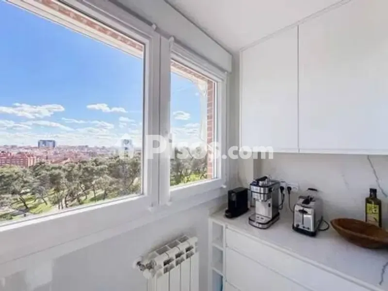 Köök - Modernised 1-Bed Flat with Garage in La Paz