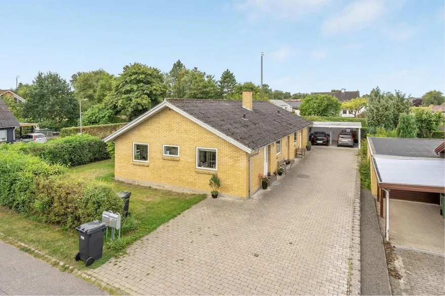 Õhuvaade - Two-Unit Apartment with Garden in Vejle