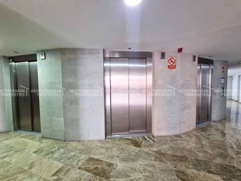 Esik - Luxury Flat with Sea View in Benidorm