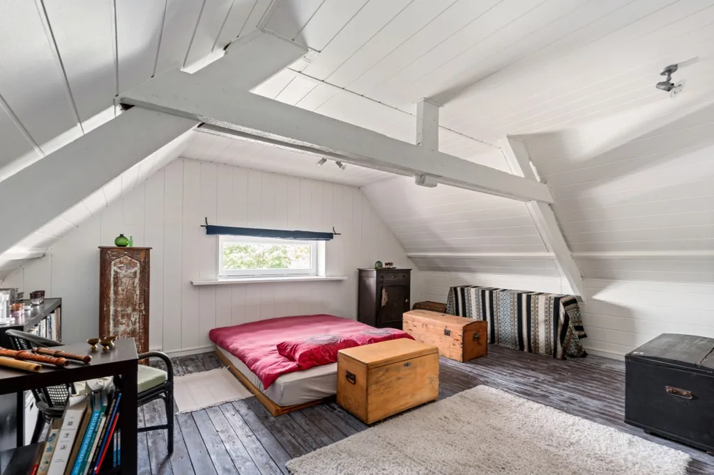 Magamistoad - Half Open Building with Garden in Lembeke