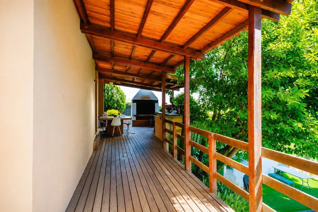 Terrasse - Contemporary 5-Bedroom House with Pool in Sitges
