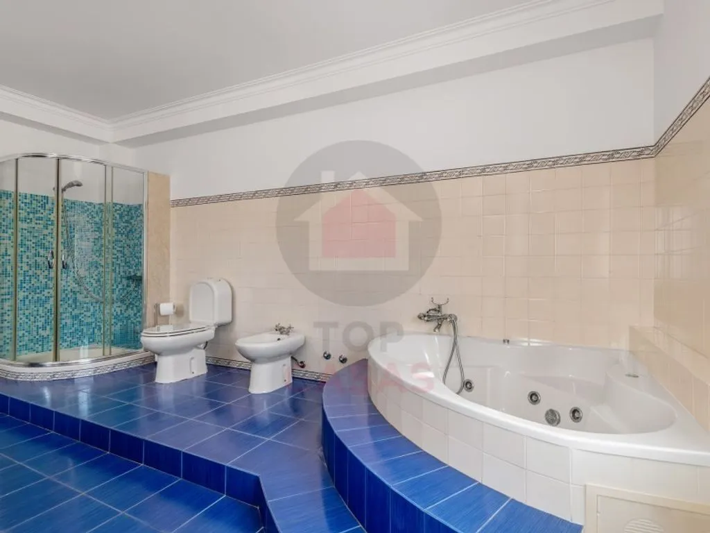 Vannitoad - Detached House with Pool and Lagoon Views in Caldas da Rainha