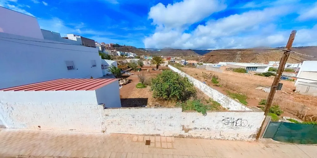 Jardin - Urban Plot with Development Potential in La Cuesta
