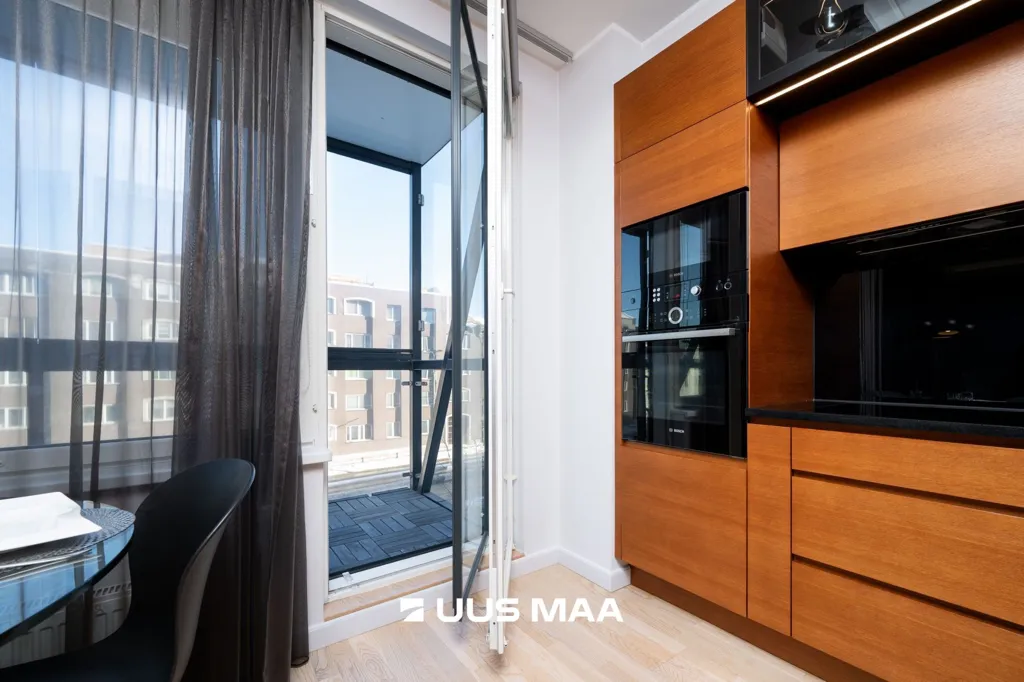 Cuisine - Modern Flat with Balconies in Tallinn Centre