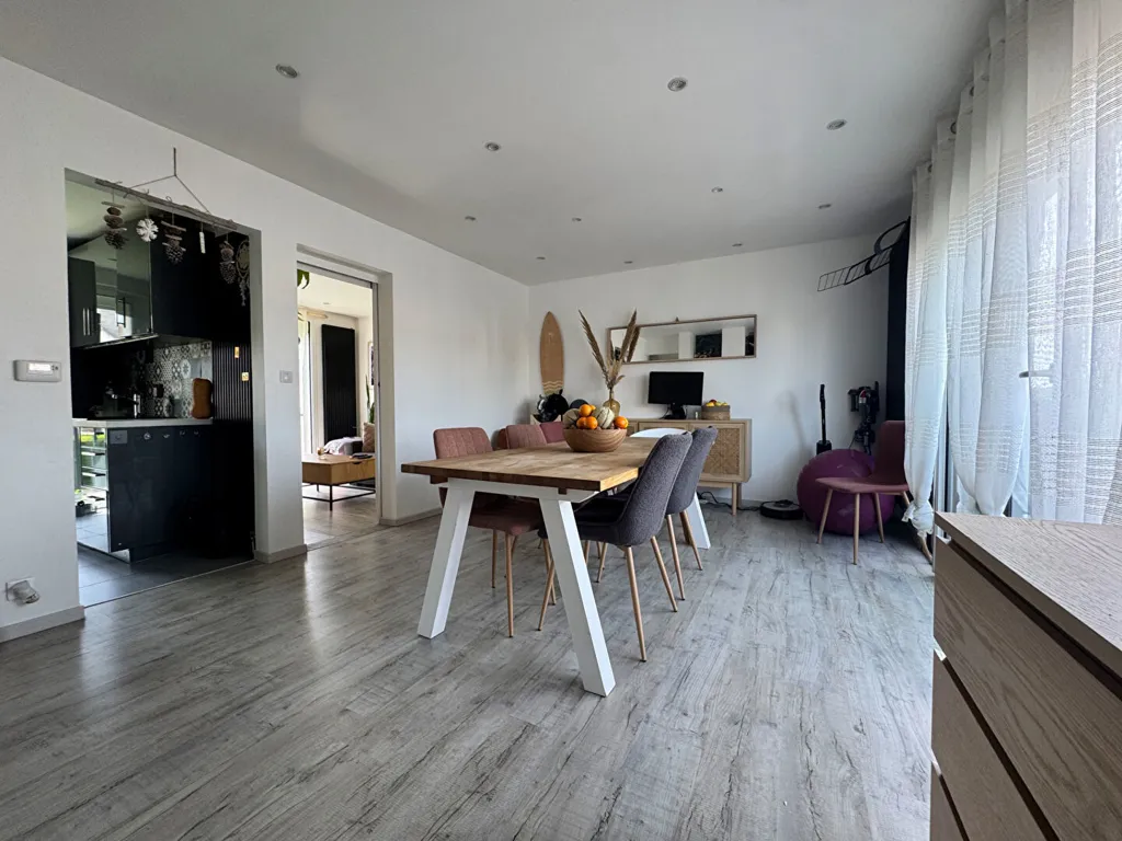 Salle à manger - Maison avec jardin dans un environnement calme à La Francheville