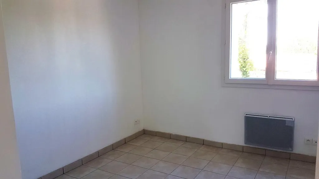 Toad - 2-Bedroom Apartment with South Terrace in Agde