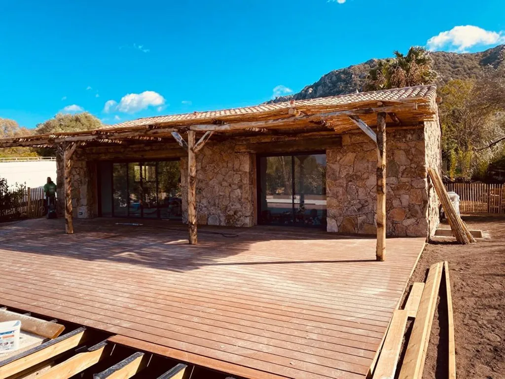 Terrasse - Bergerie Contemporaine à Figari avec Vue Mer