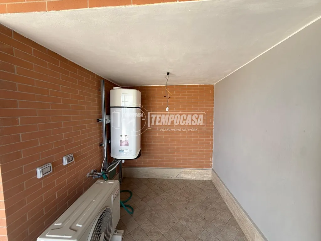 Pesuköök - Modernised Bilocale with Terrace in Rome