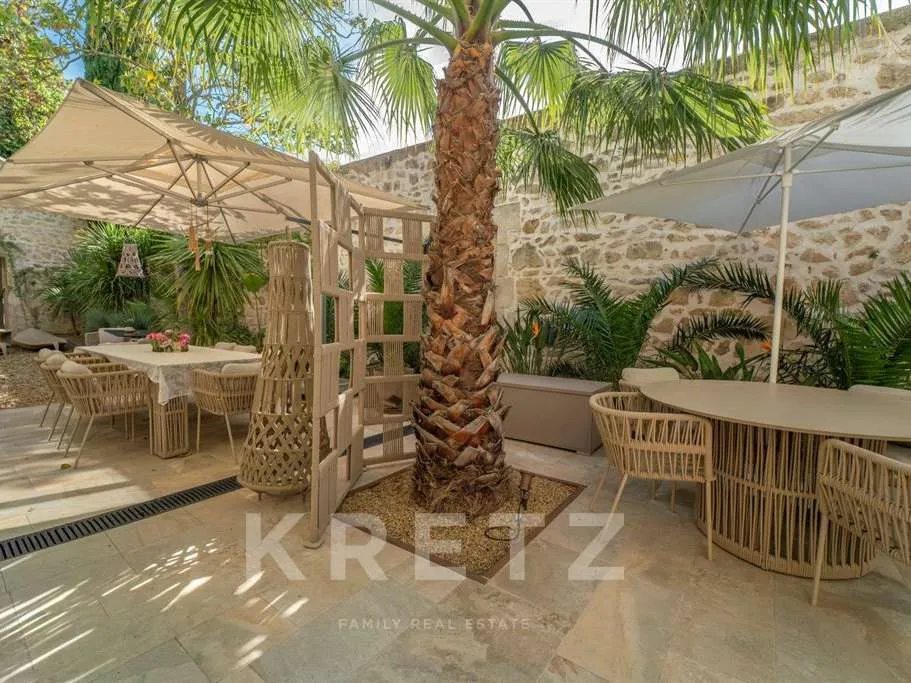 Aed - 18th Century House with Pool in Paradou