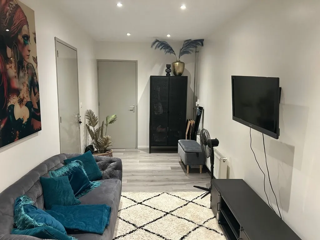 Séjour - Furnished Studio with Balcony in Rotterdam Vreewijk