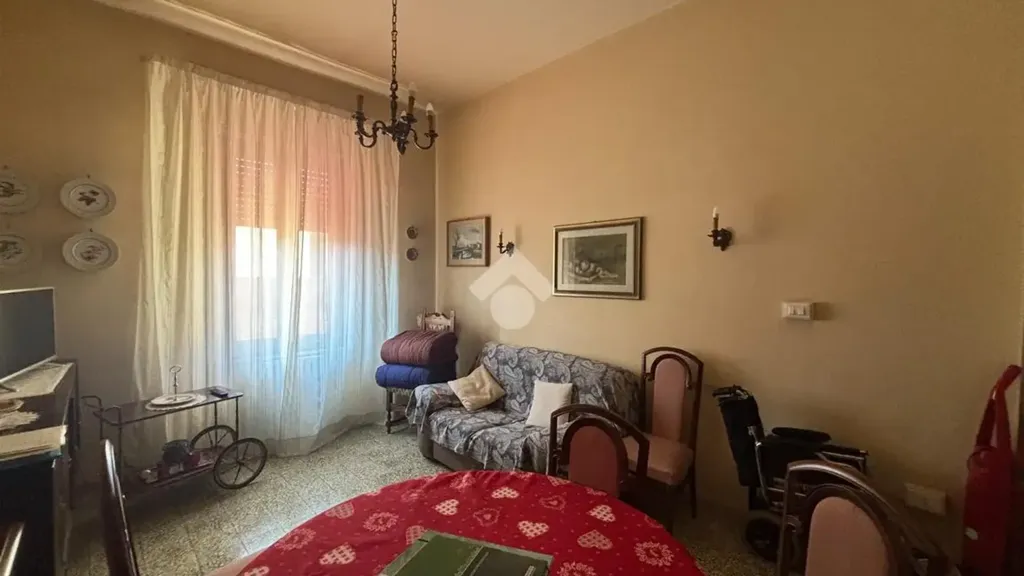 Söögituba - Apartment with Balcony in Pontedera