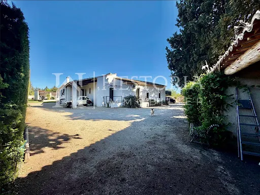 Giardino - Villa with Pool in Aubignan