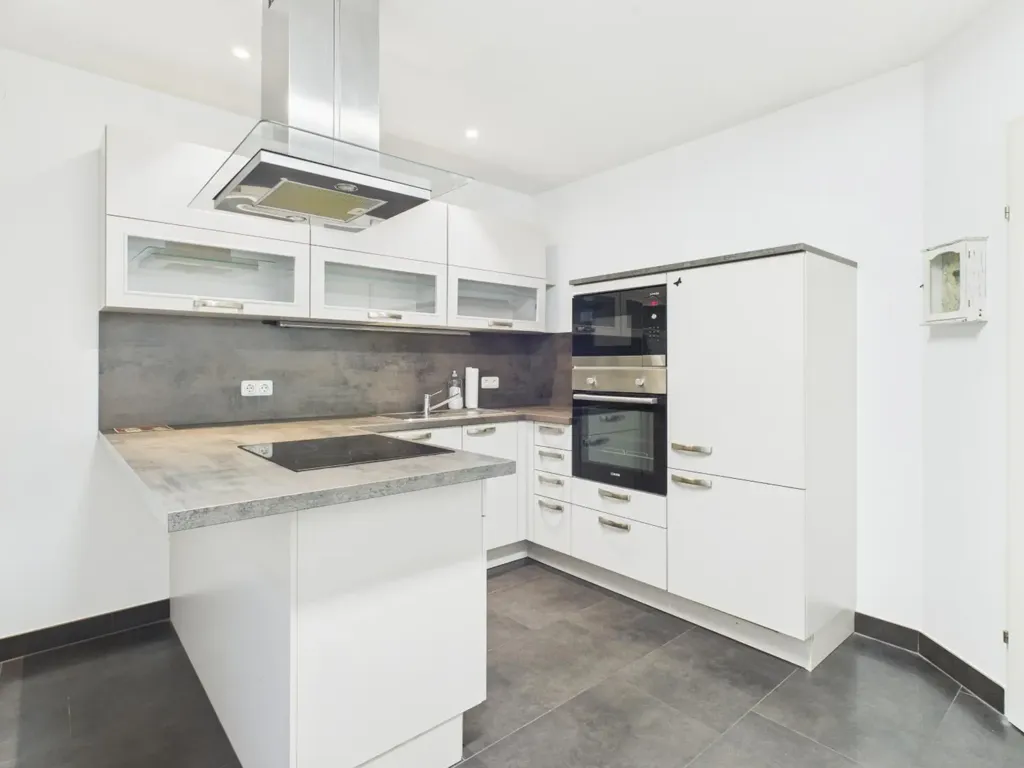 Köök - Converted Salon Flat in Parndorf